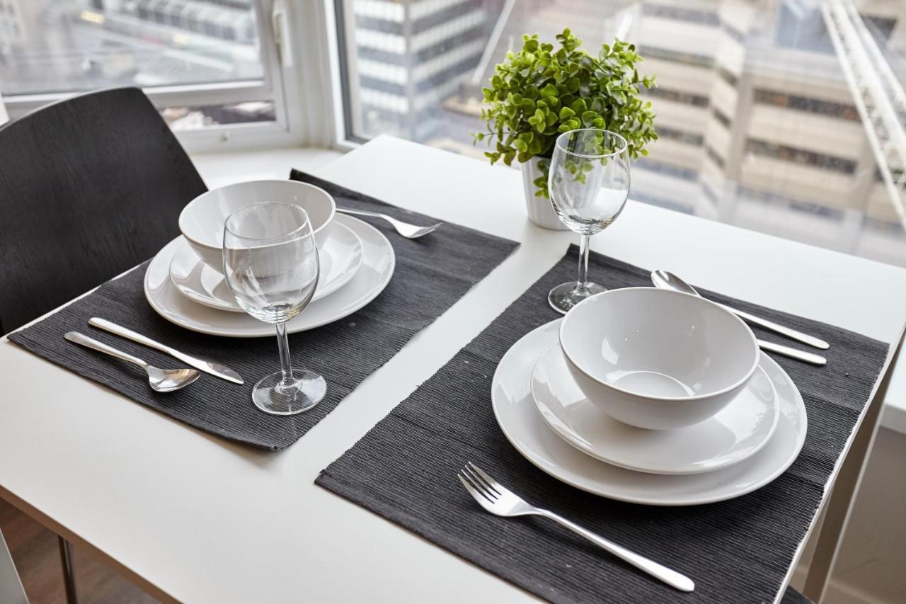 Atlas Suites - Yorkville Furnished Apartments トロント エクステリア 写真
